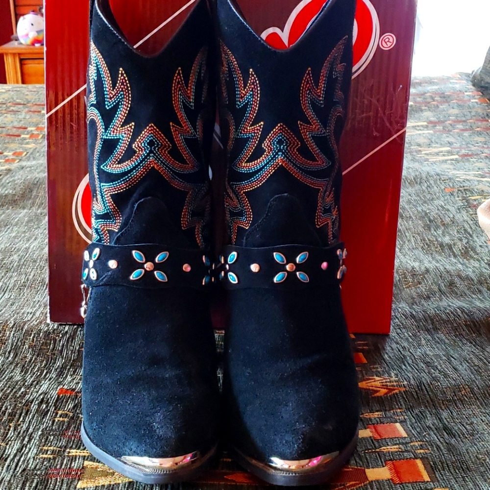 Dingo Black Suede Western Boots